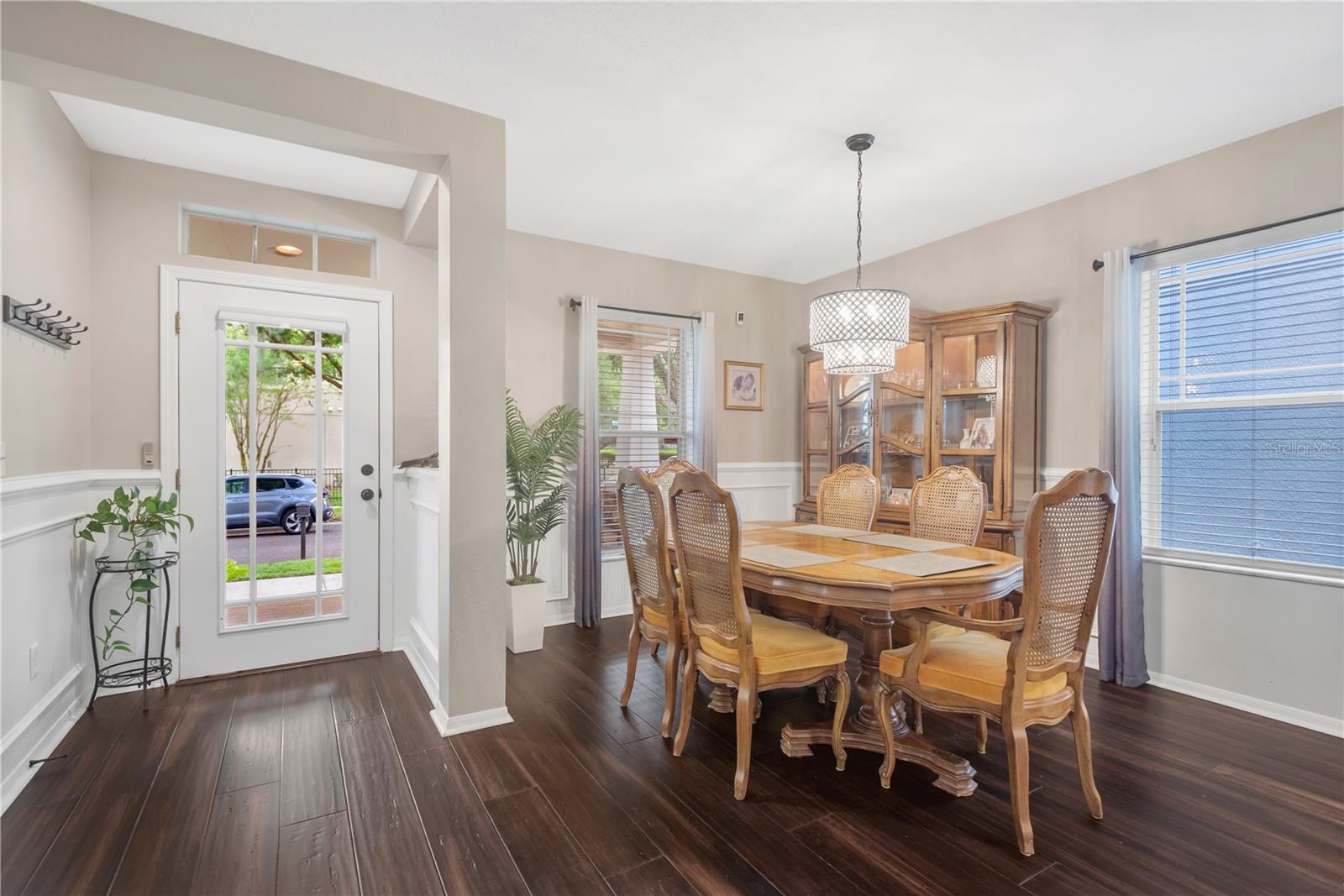 Image 7 of 48 For 5959 Beaconpark Street