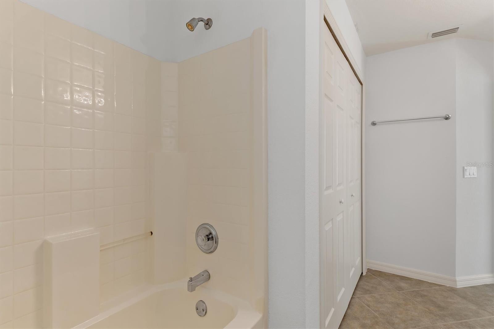 Image 24 of 40 For 25444 Alicante Drive