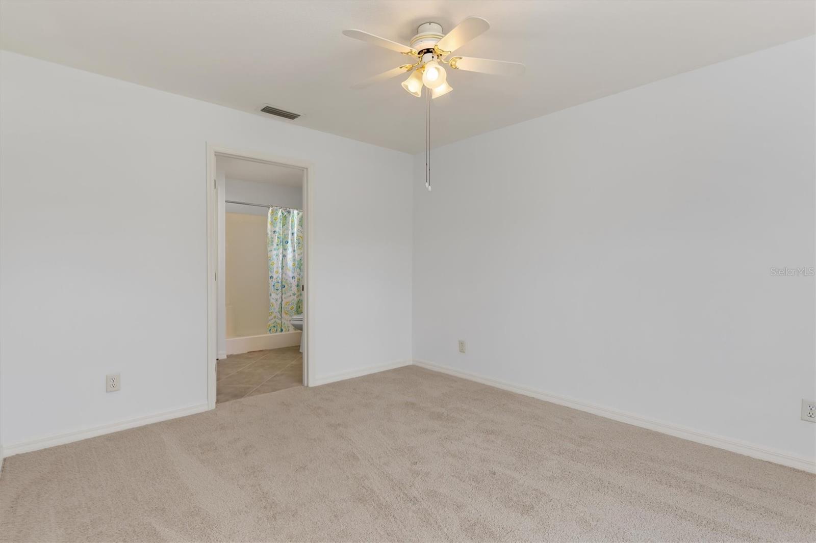Image 26 of 40 For 25444 Alicante Drive
