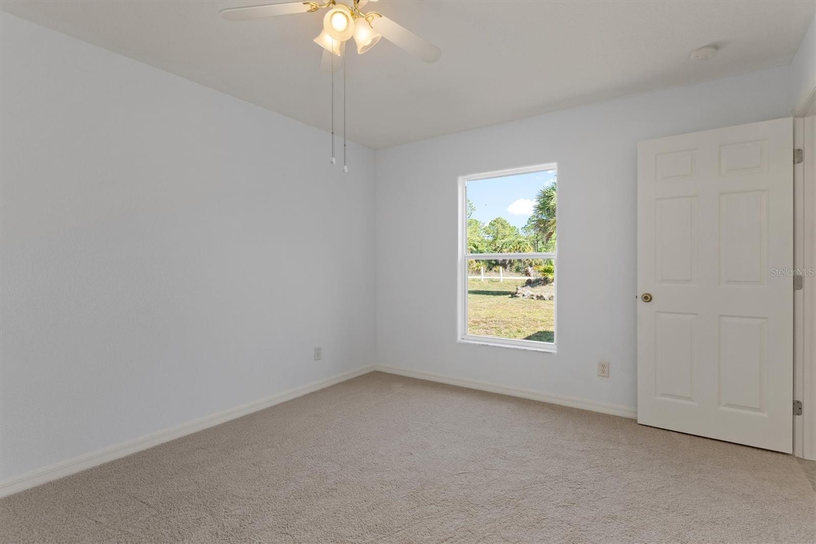 Image 29 of 40 For 25444 Alicante Drive