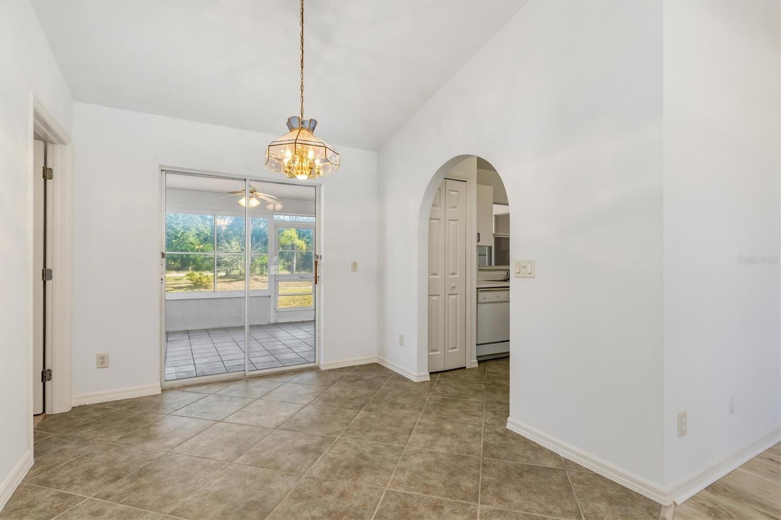 Image 3 of 40 For 25444 Alicante Drive