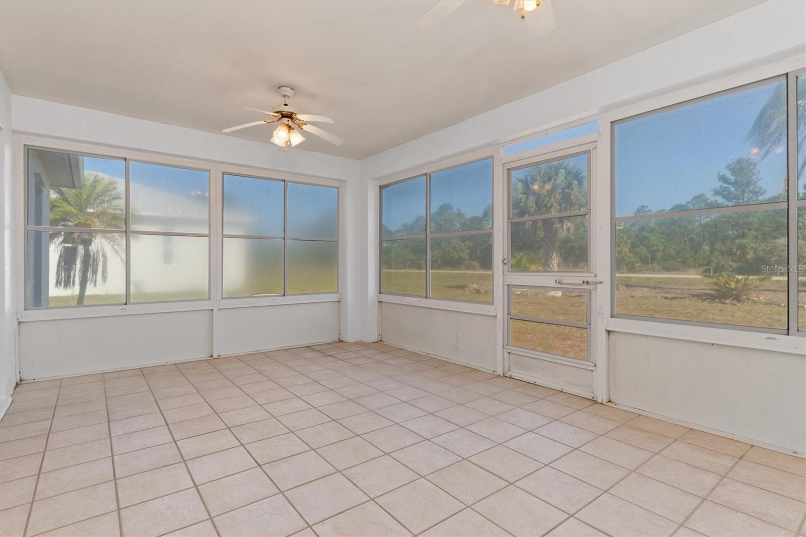 Image 30 of 40 For 25444 Alicante Drive