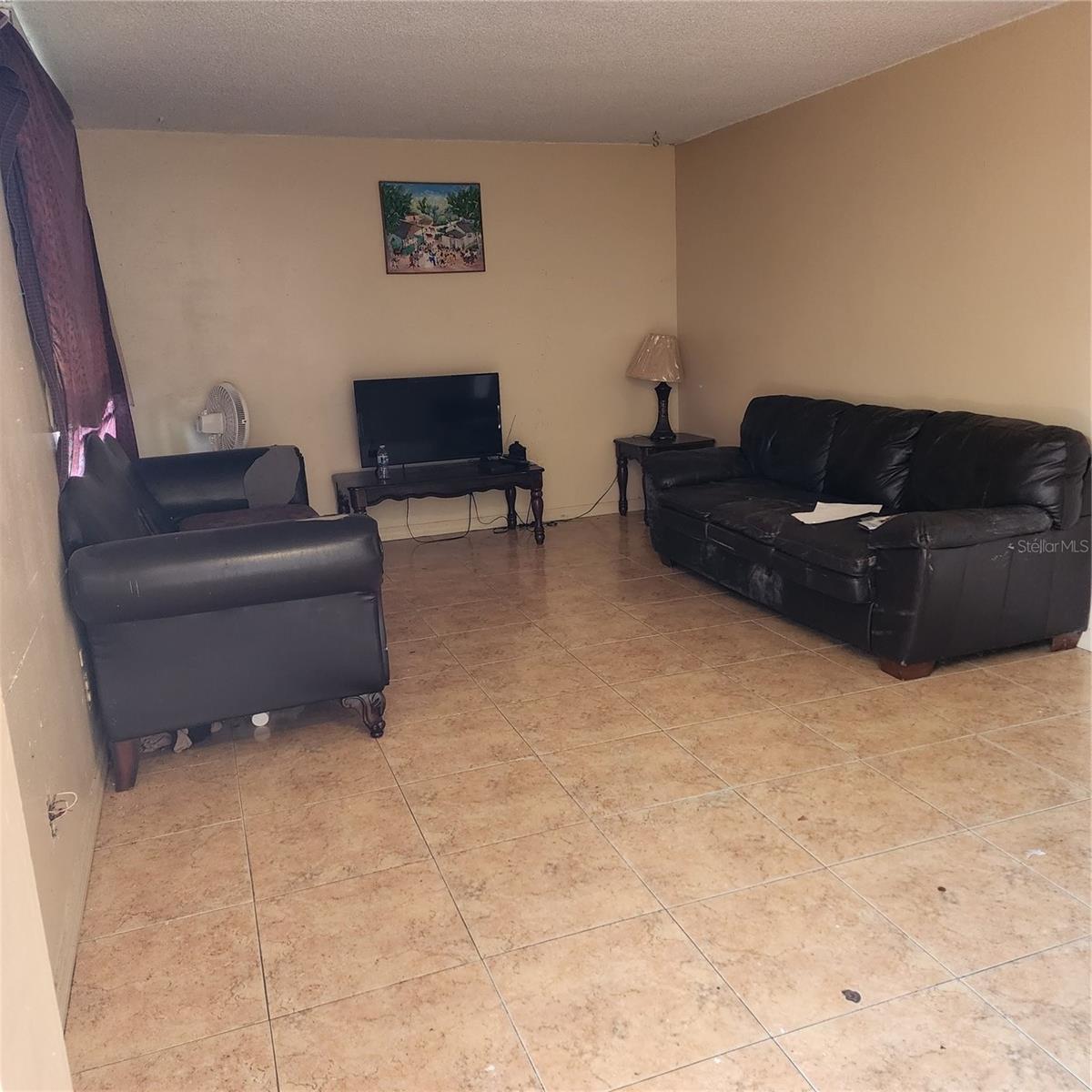 Image 8 of 19 For 5733 Blueberry Court 119