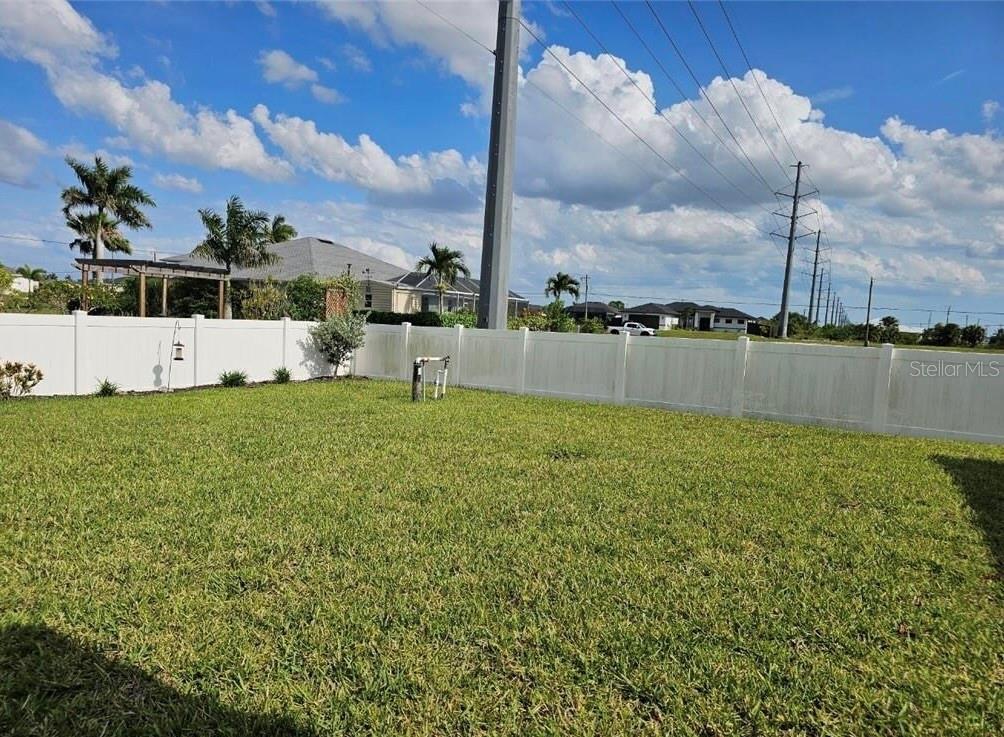 Image 30 of 43 For 625 El Dorado Boulevard N