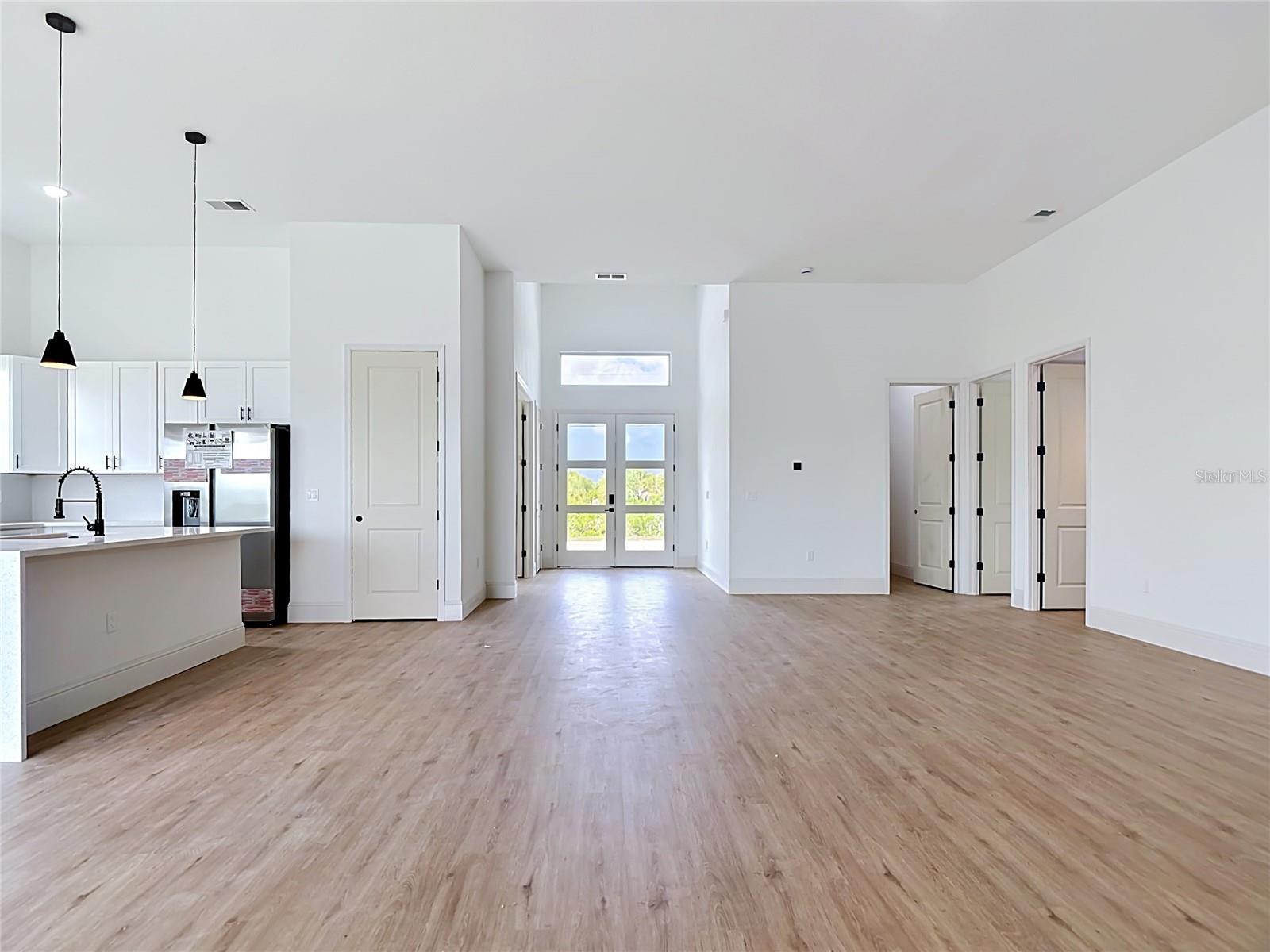 Image 11 of 34 For 10262 Kingsville Drive