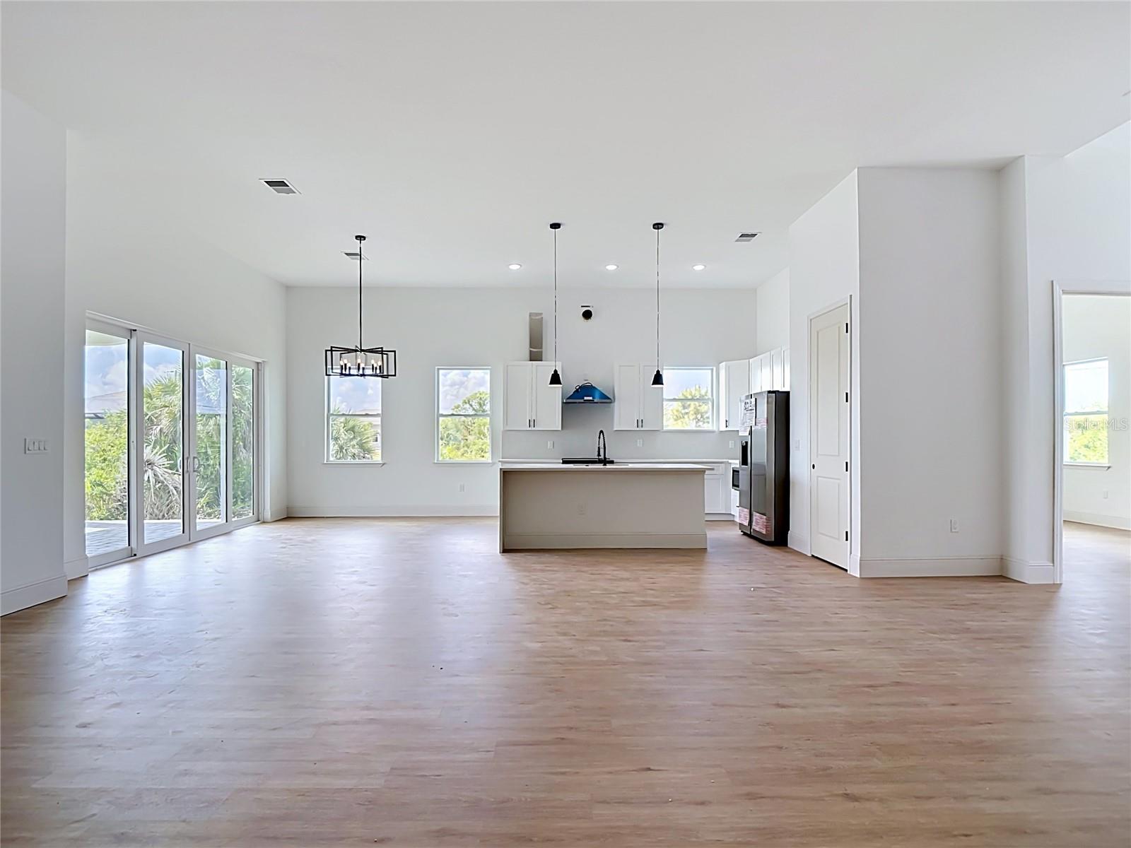 Image 13 of 34 For 10262 Kingsville Drive