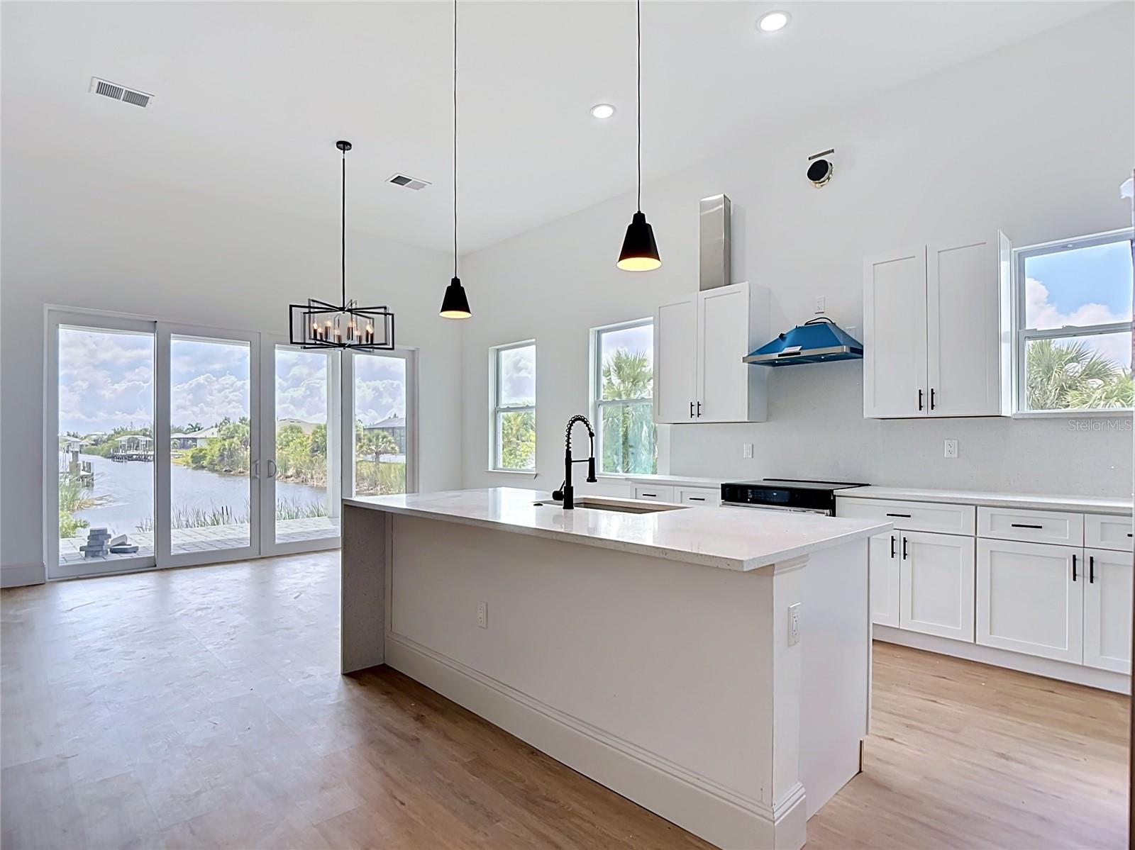 Image 15 of 34 For 10262 Kingsville Drive
