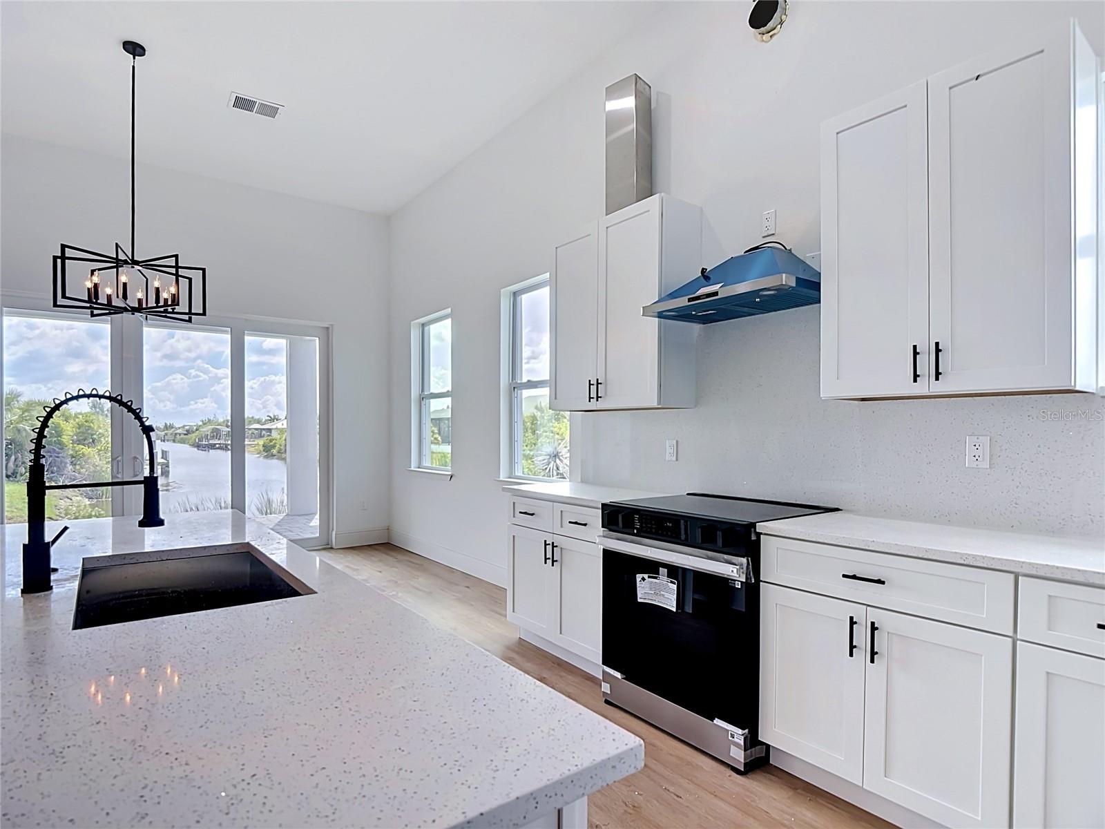 Image 16 of 34 For 10262 Kingsville Drive