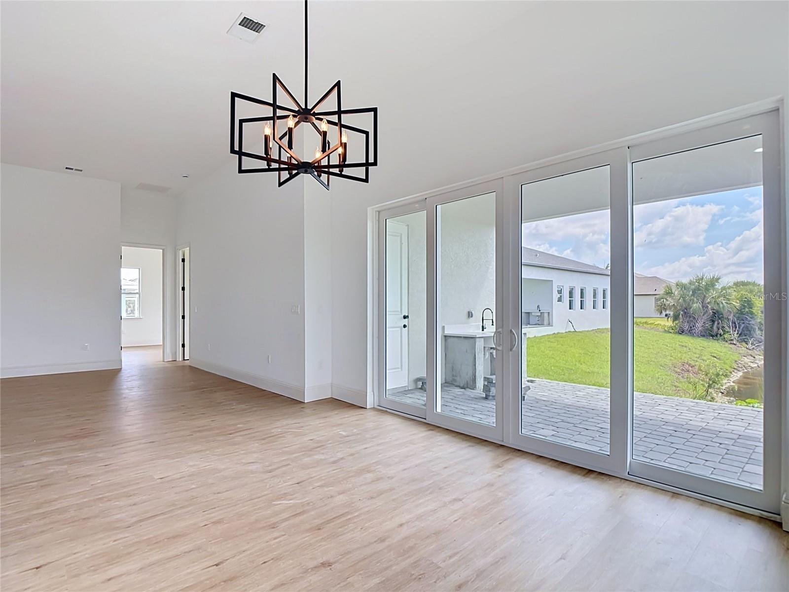 Image 23 of 34 For 10262 Kingsville Drive