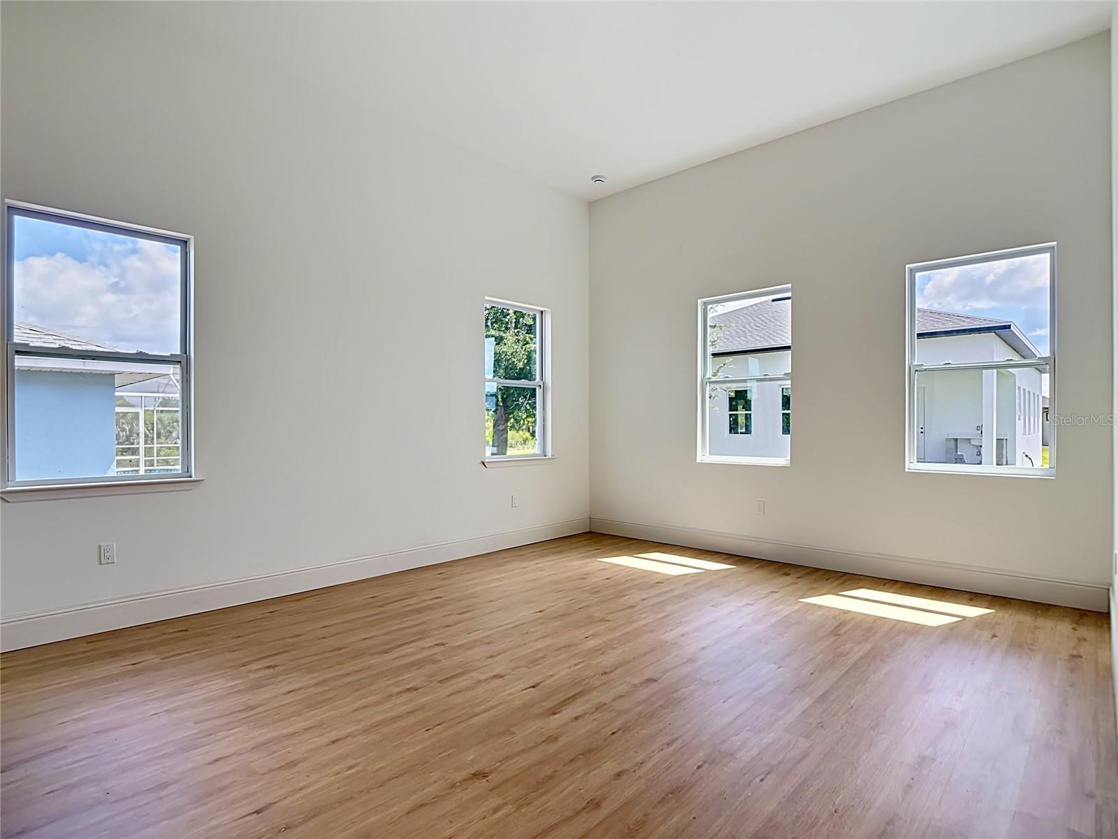 Image 31 of 34 For 10262 Kingsville Drive