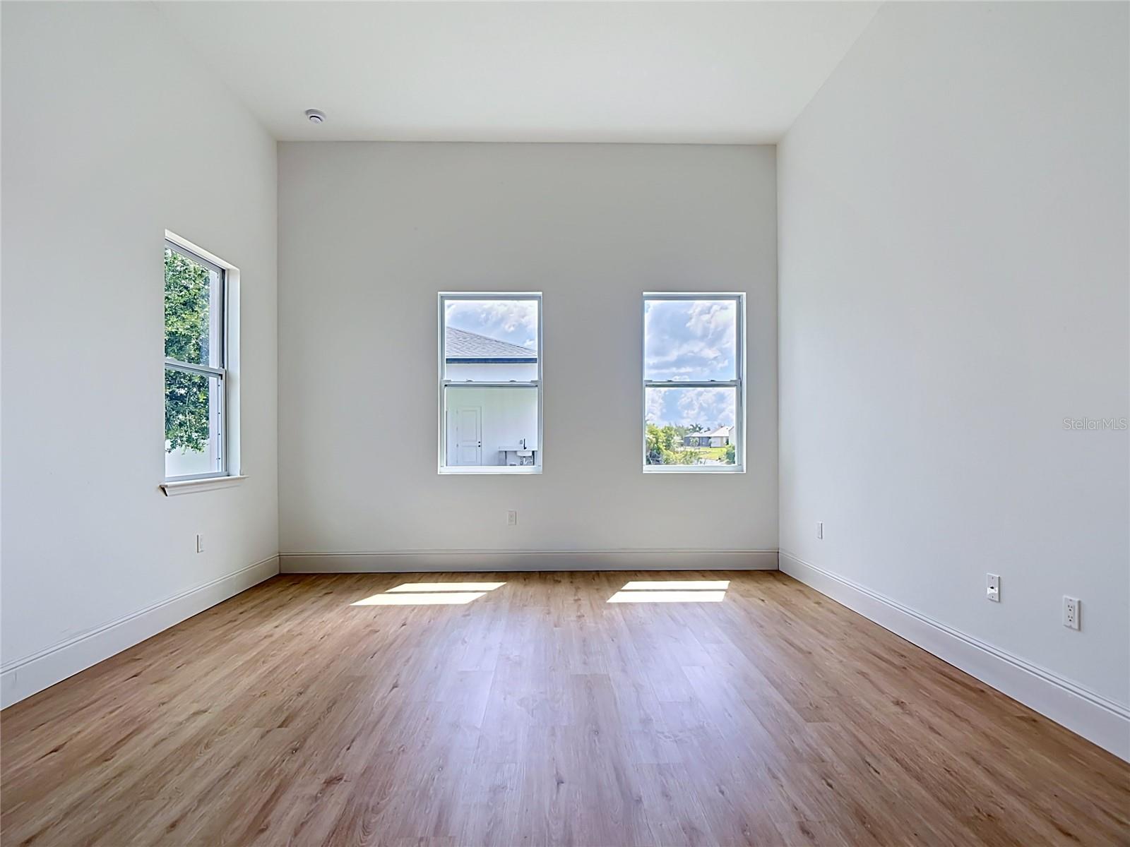 Image 32 of 34 For 10262 Kingsville Drive