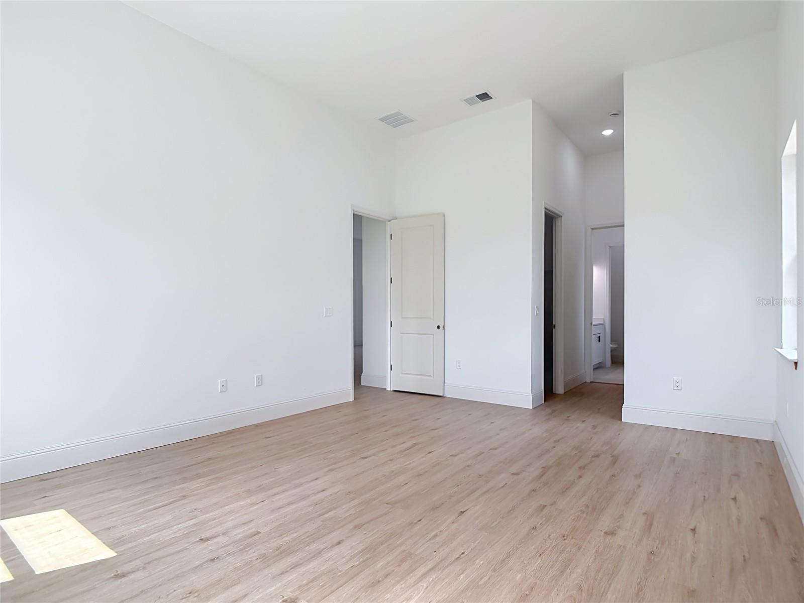 Image 33 of 34 For 10262 Kingsville Drive