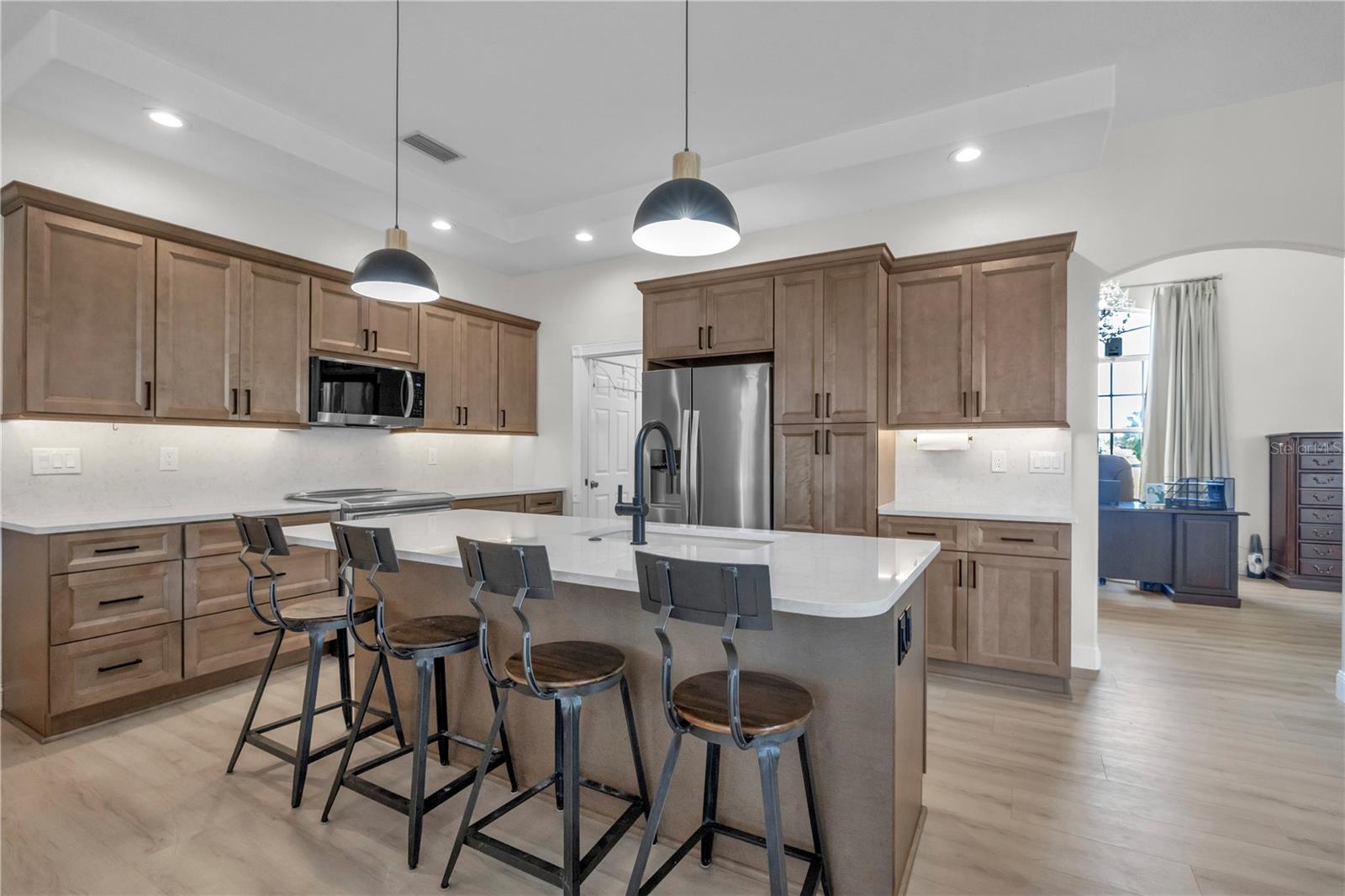 Image 18 of 80 For 8553 Aviary Road