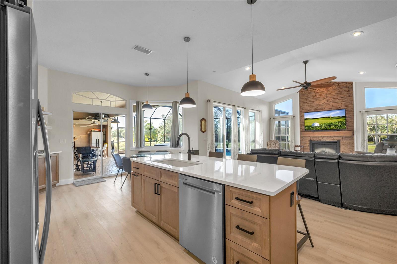 Image 21 of 80 For 8553 Aviary Road