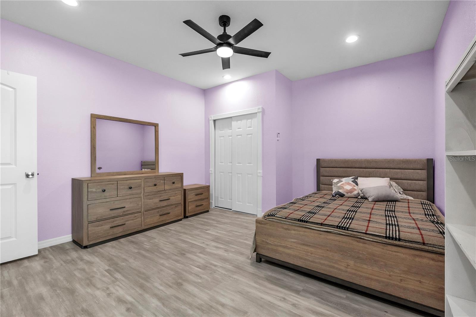 Image 37 of 80 For 8553 Aviary Road