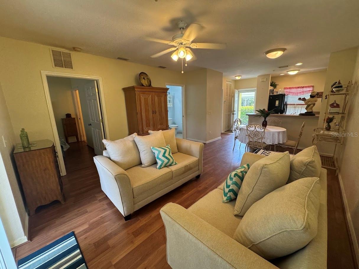 Image 9 of 17 For 2060 Willow Hammock Circle 105