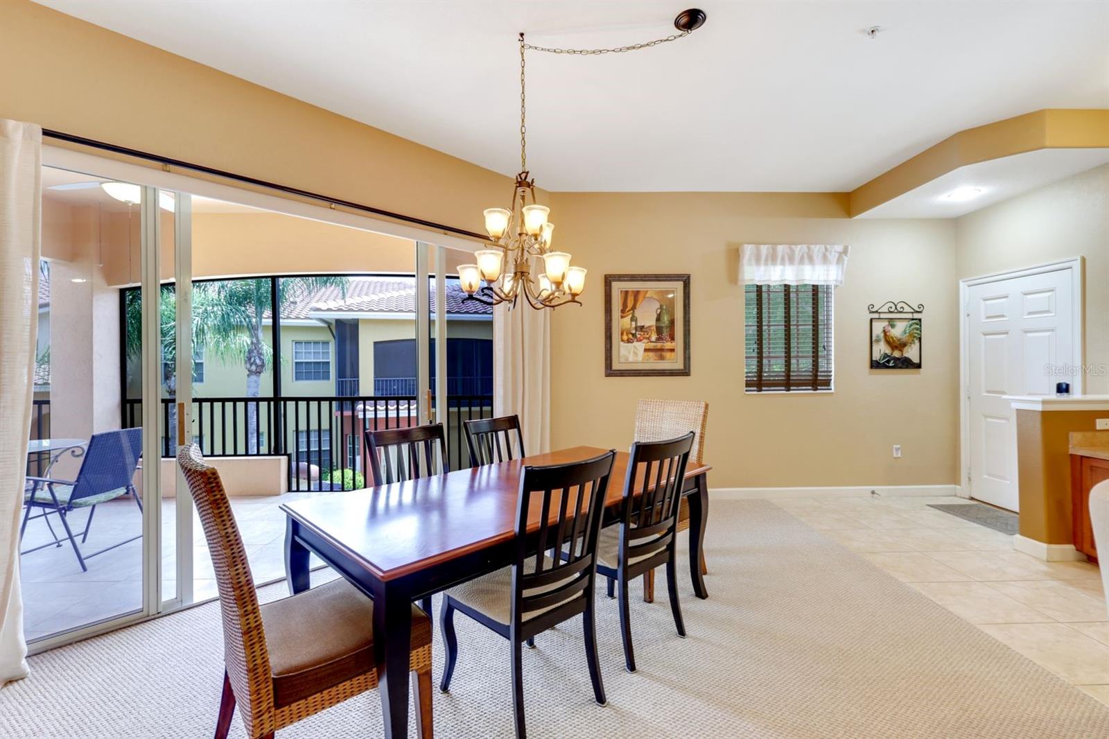 Listing photo id 8 for 8721 Piazza Del Lago Circle 205