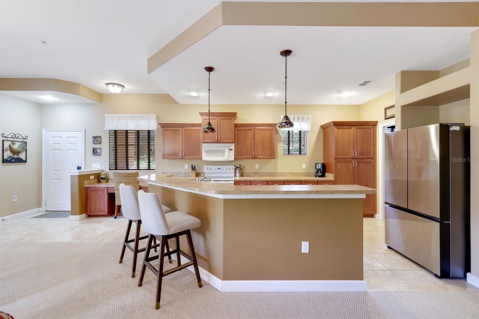 Listing photo id 9 for 8721 Piazza Del Lago Circle 205