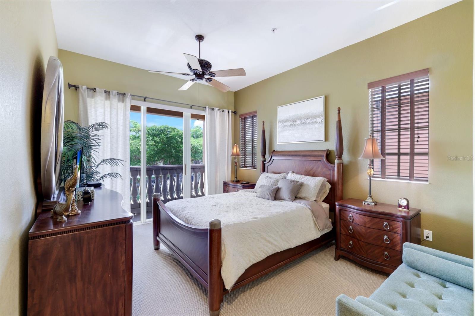 Listing photo id 15 for 8721 Piazza Del Lago Circle 205