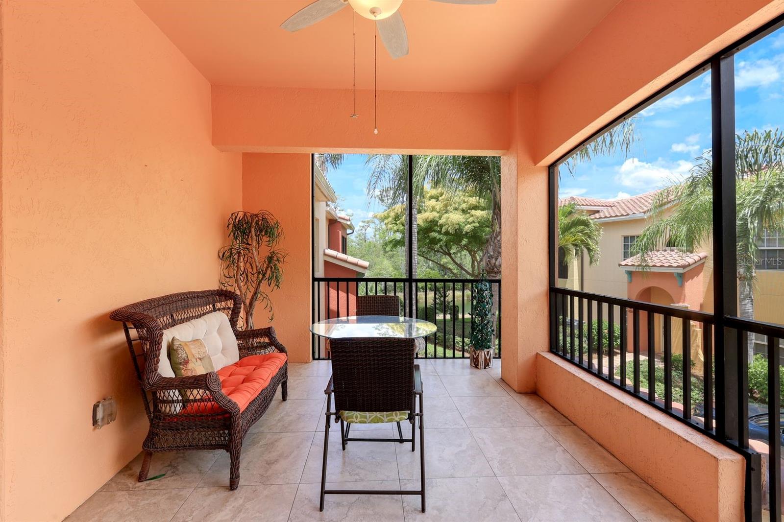 Listing photo id 22 for 8721 Piazza Del Lago Circle 205