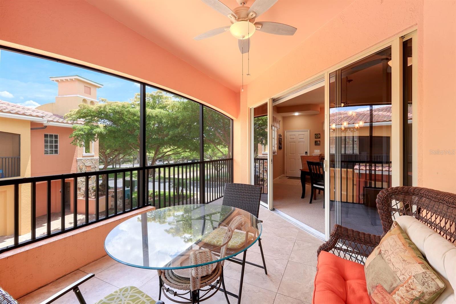 Listing photo id 23 for 8721 Piazza Del Lago Circle 205