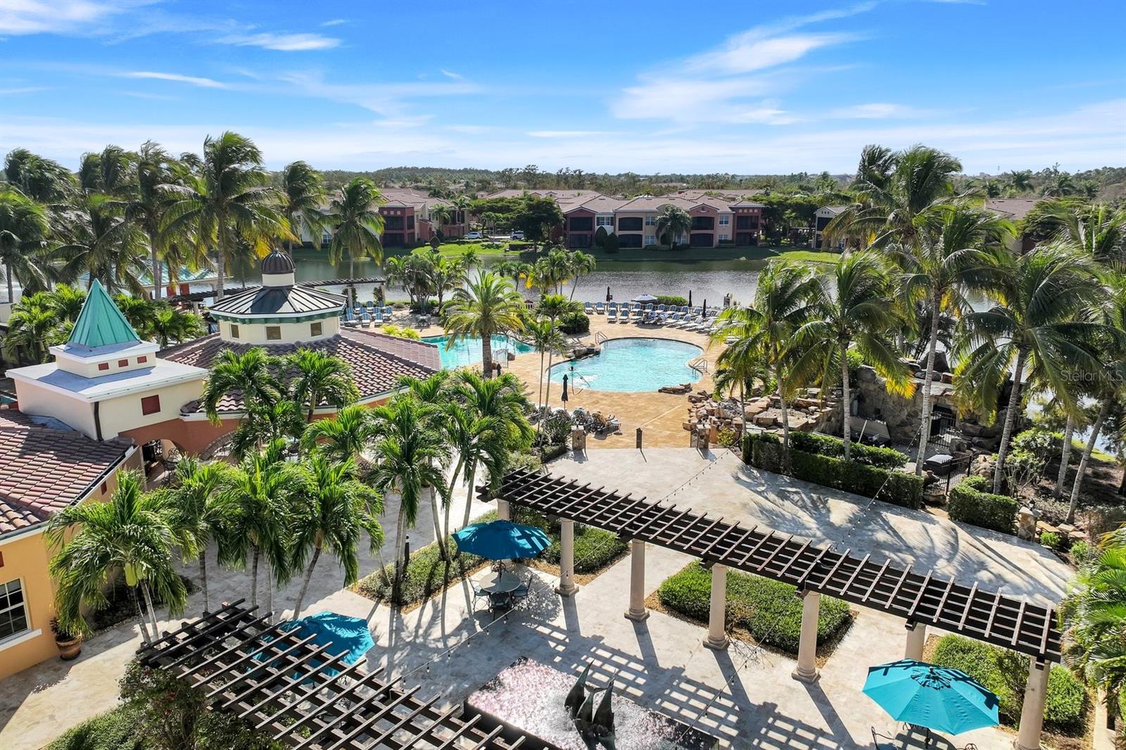 Listing photo id 33 for 8721 Piazza Del Lago Circle 205