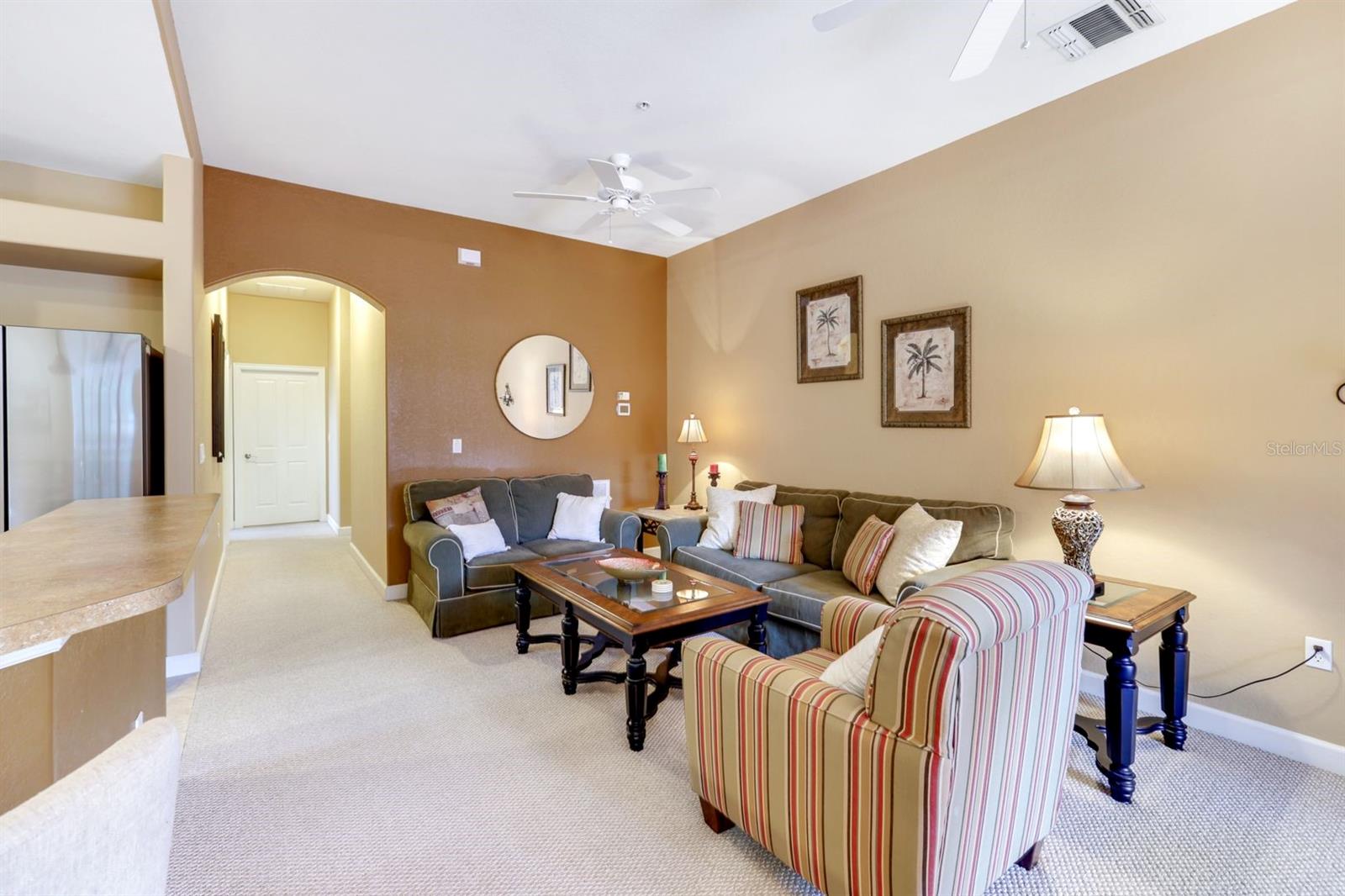 Listing photo id 3 for 8721 Piazza Del Lago Circle 205