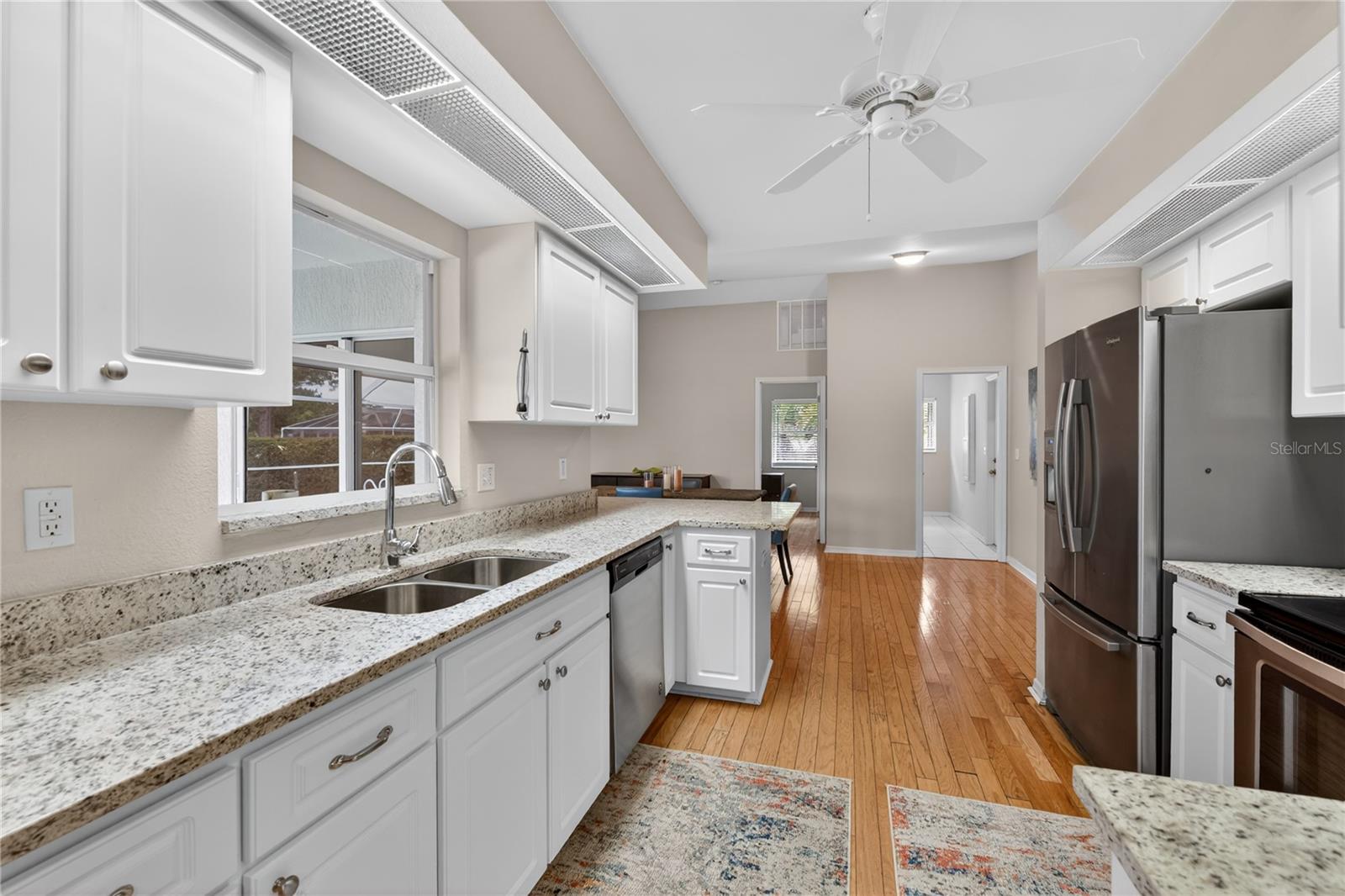 Listing photo id 11 for 18189 Sandy Pines Circle