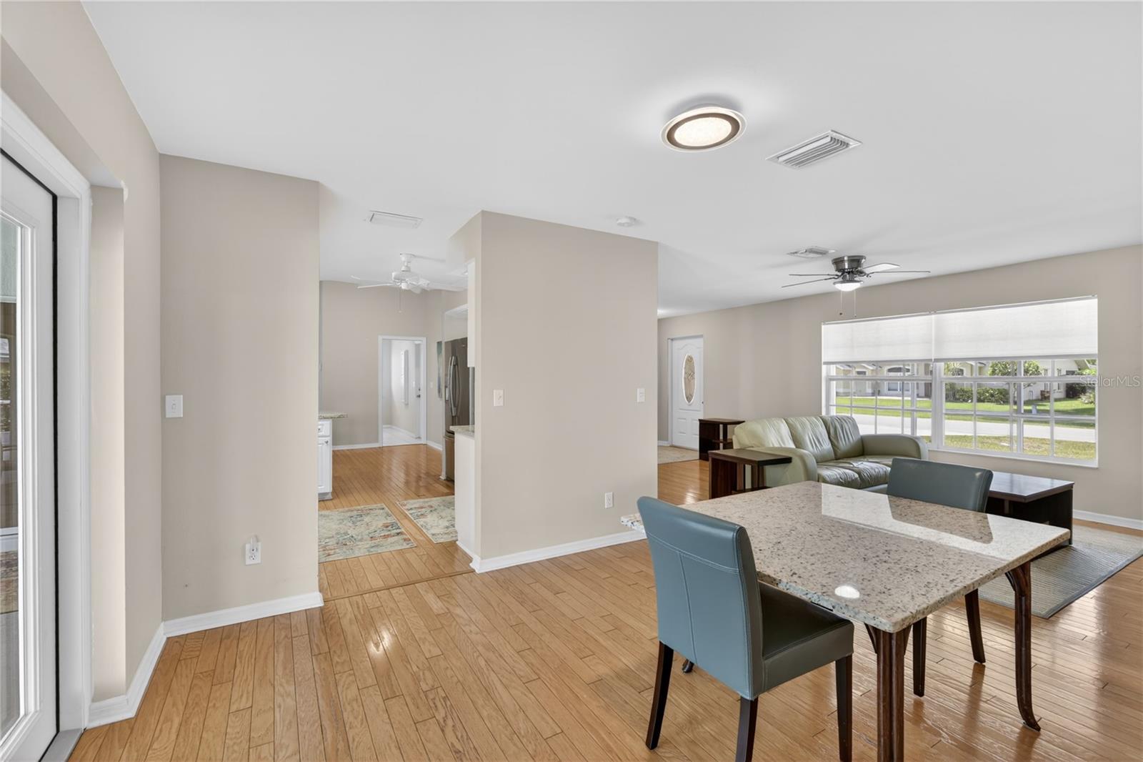 Listing photo id 16 for 18189 Sandy Pines Circle