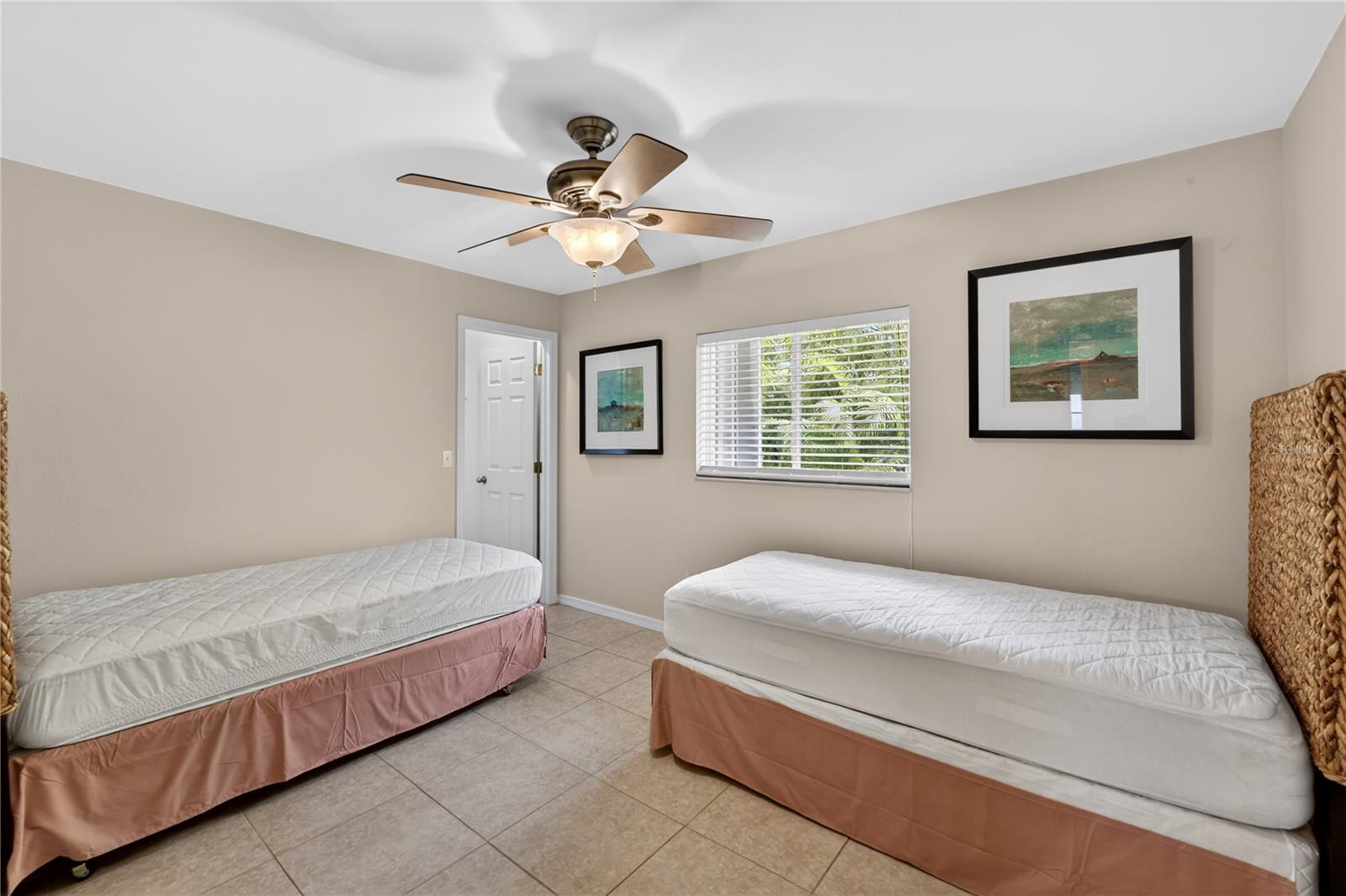 Listing photo id 29 for 18189 Sandy Pines Circle