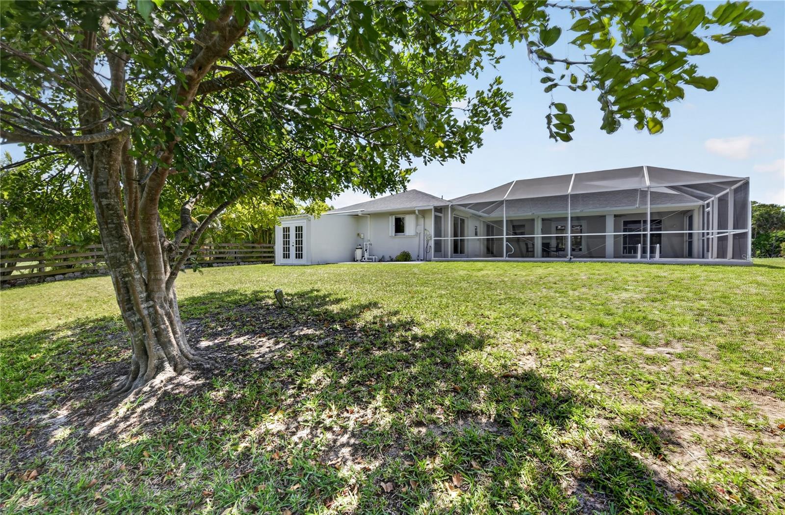 Listing photo id 5 for 18189 Sandy Pines Circle