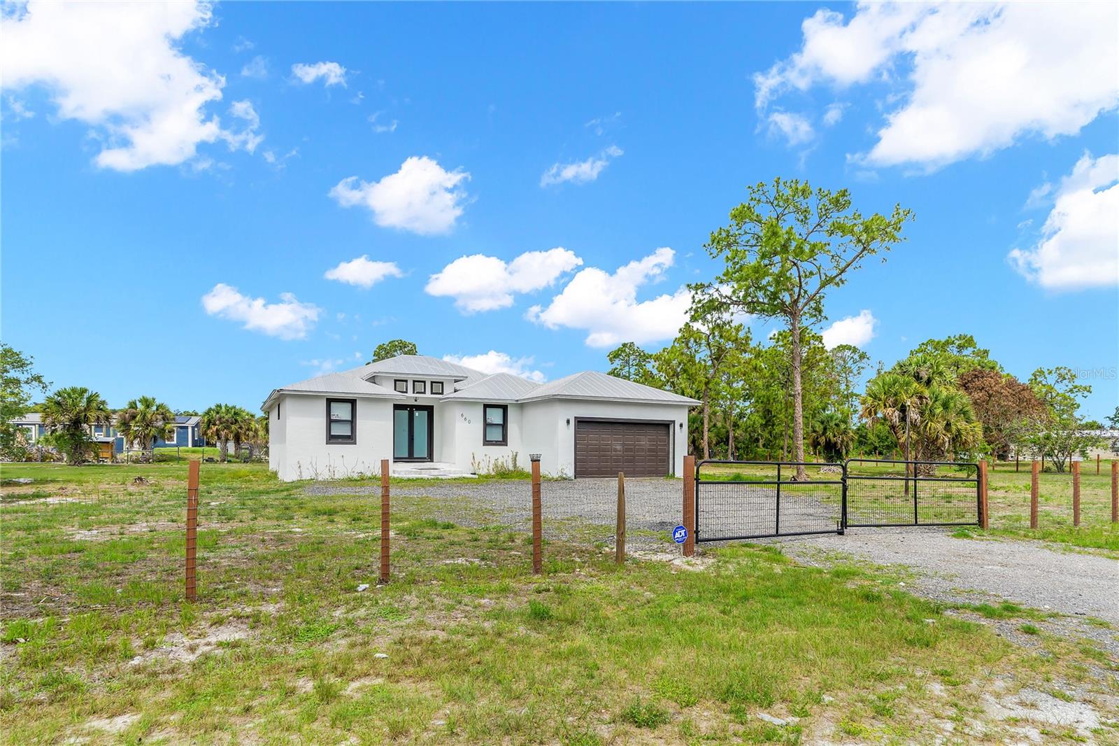 Details for 660 Zambria Street, CLEWISTON, FL 33440