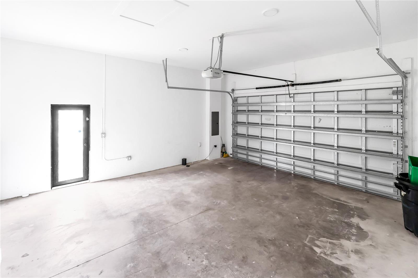 Image 52 of 58 For 660 Zambria Street