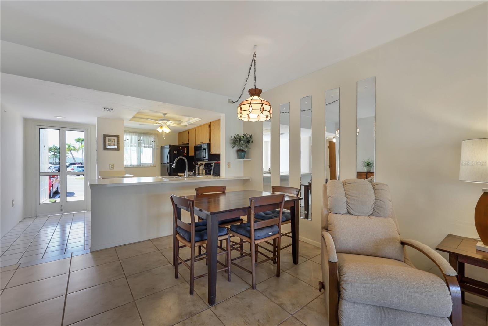 Image 12 of 32 For 12538 Kingsway Circle 902