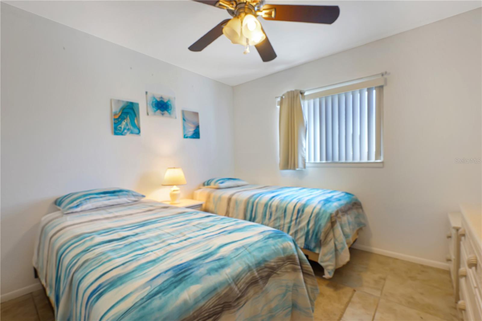 Image 23 of 32 For 12538 Kingsway Circle 902