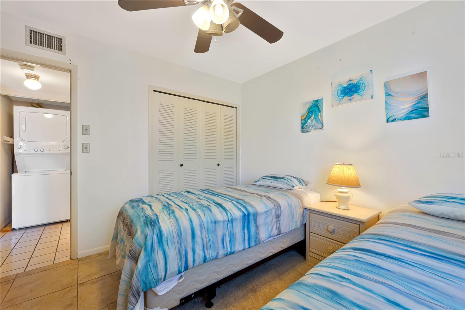 Image 24 of 32 For 12538 Kingsway Circle 902
