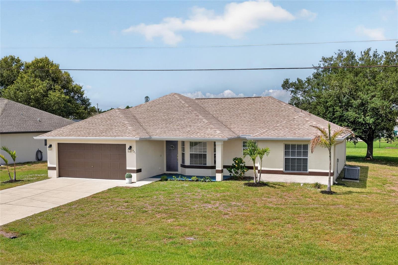 Image 37 of 38 For 421 Londrina Drive