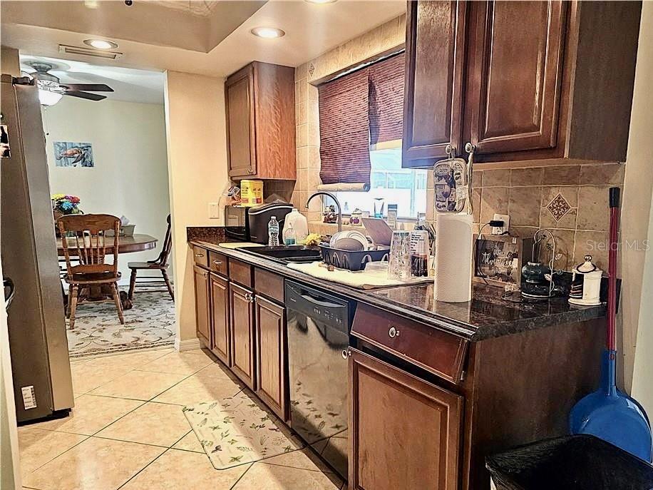 Image 11 of 48 For 124 31st Street