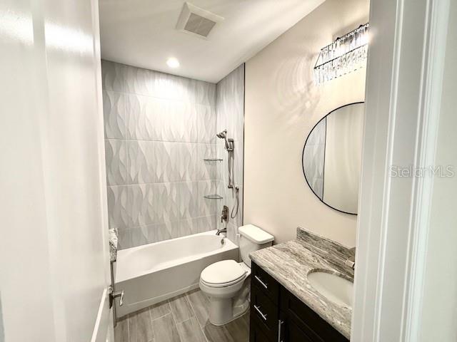 Image 15 of 17 For 37 Gimli Avenue