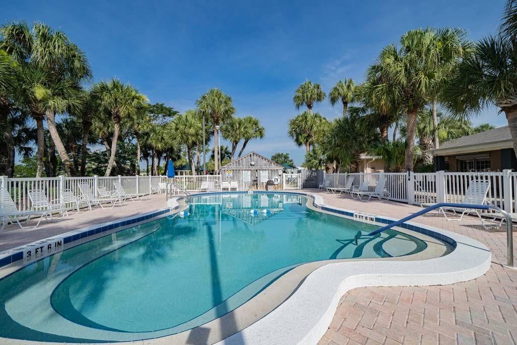 Image 43 of 67 For 2100 Kings Highway 94