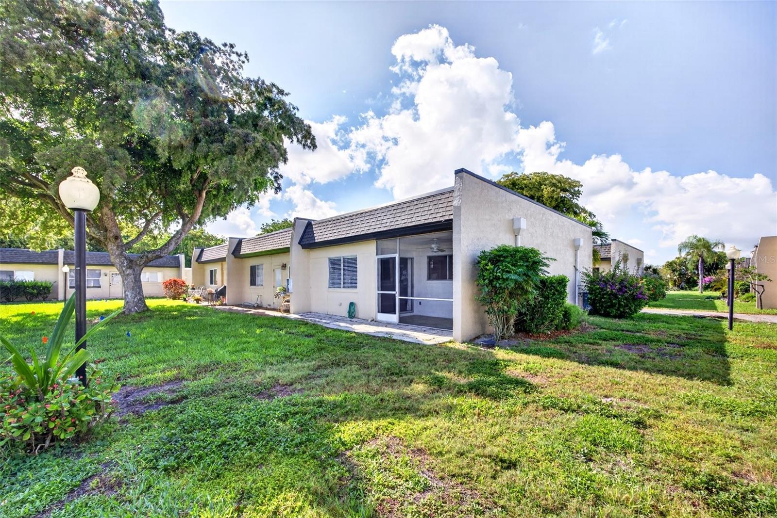 Image 23 of 30 For 6300 Pointe Boulevard 327