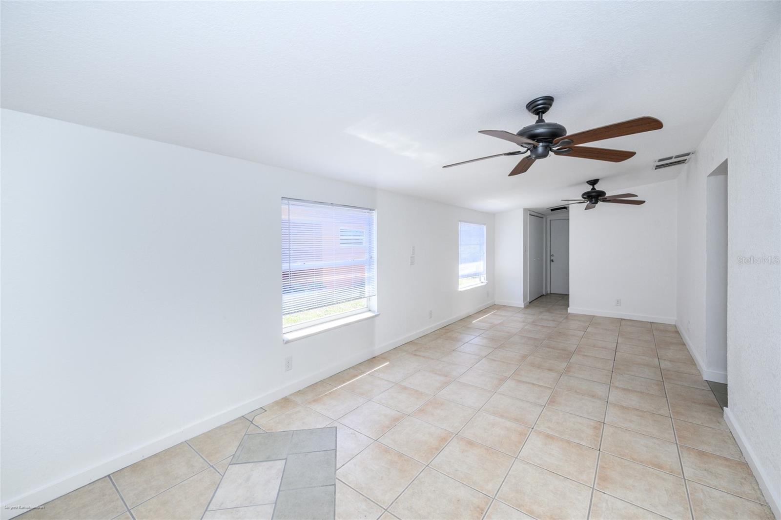 Image 12 of 27 For 510 Sharon Circle