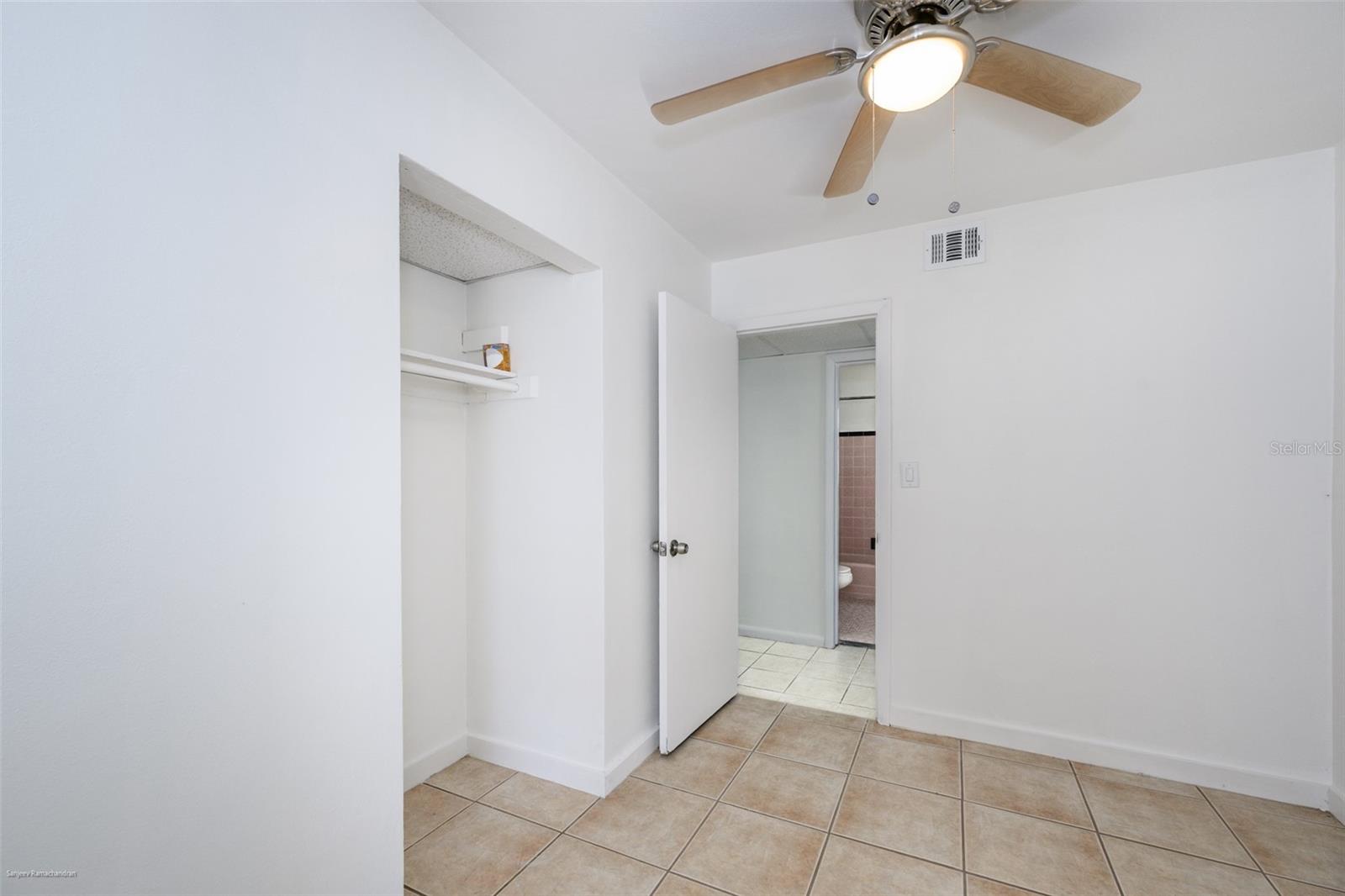 Image 18 of 27 For 510 Sharon Circle