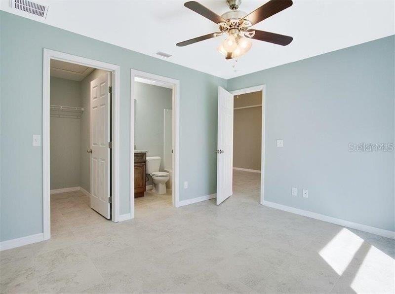 Image 8 of 19 For 17121 Thompson Avenue