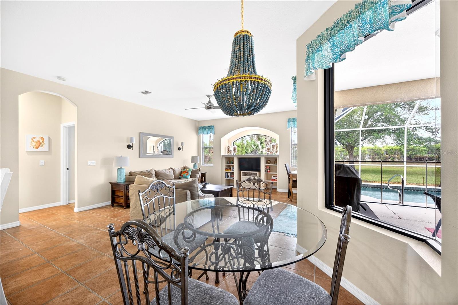 Image 15 of 38 For 243 Rotonda Boulevard E