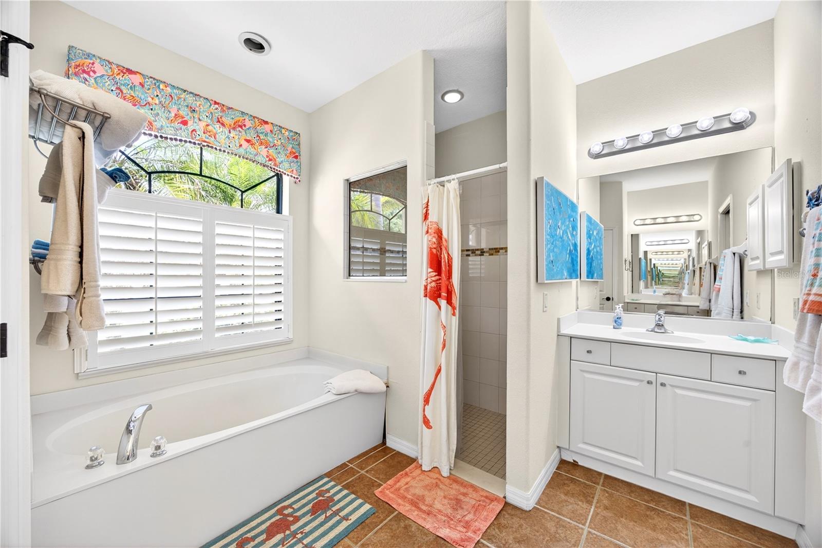 Image 23 of 38 For 243 Rotonda Boulevard E