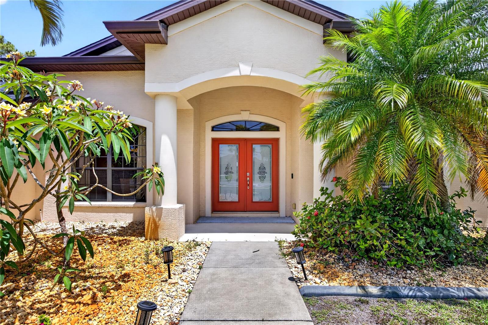 Image 3 of 38 For 243 Rotonda Boulevard E