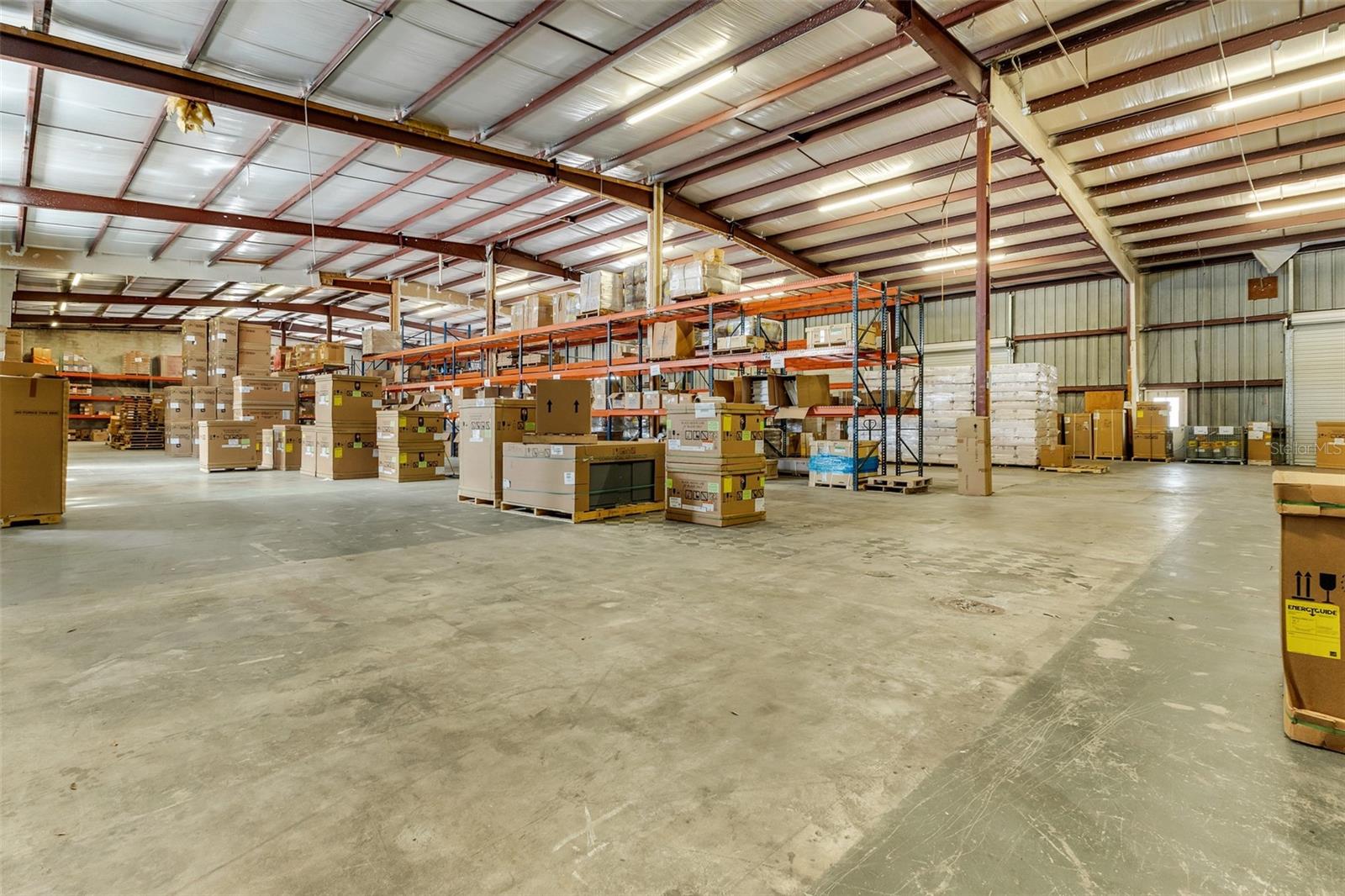 Listing photo id 9 for 18230 Paulson Drive