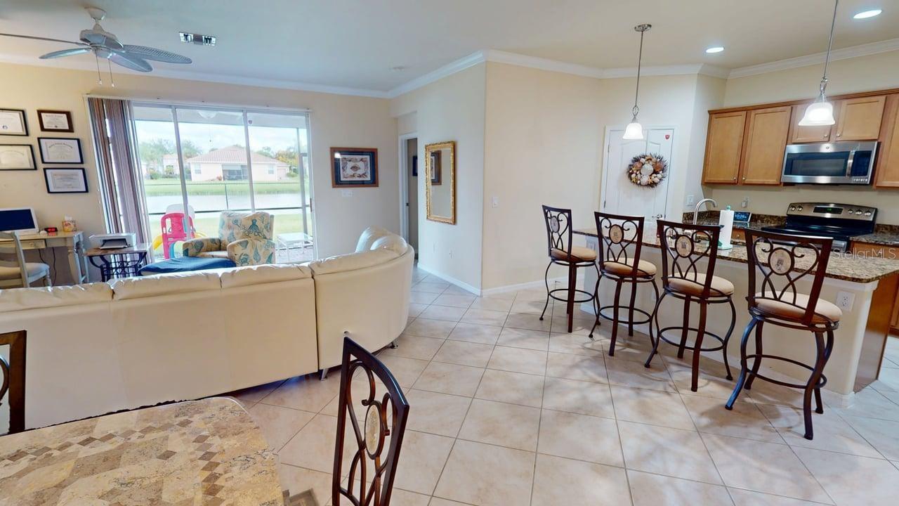 Image 6 of 51 For 2571 Laurentina Lane