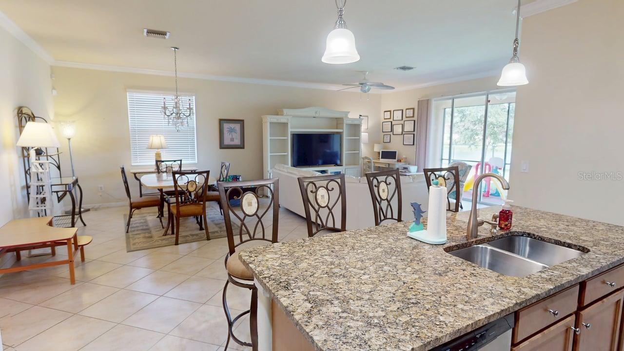 Image 8 of 51 For 2571 Laurentina Lane